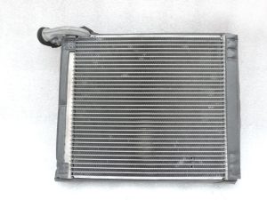 Oriģināls Toyota Avensis T27 gaisa kondicioniera iztvaicētājs 8850102202 88501-02202