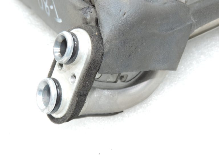 Oriģināls Toyota Avensis T27 gaisa kondicioniera iztvaicētājs 8850102202 88501-02202