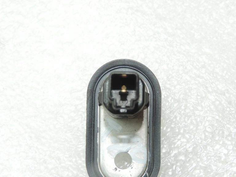 Oriģināls Toyota Lexus kontakta slēdzis priekšējām aizmugurējām durvīm 842310D030 84231-0D030