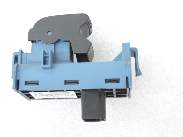 Oriģināls Toyota Avensis T27 elektrisko logu slēdzis 8481005070 84810-05070