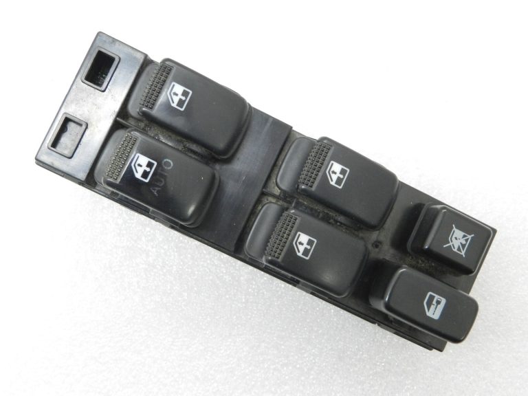 OEM Kia Sorento I (BD) Elektriskā loga slēdzis priekšējais kreisais vadītājs 93570-3E210BL