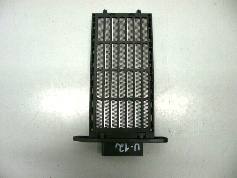 Kia Ceed II Hyundai i30 Siltummainis Sildītāja radiators Sildelements elektriskais