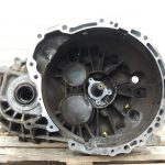 Kia Carnival III VQ Sedona 2.9CRDi dīzeļdzinējs manuālā pārnesumkārba 5 pakāpju 4300038050