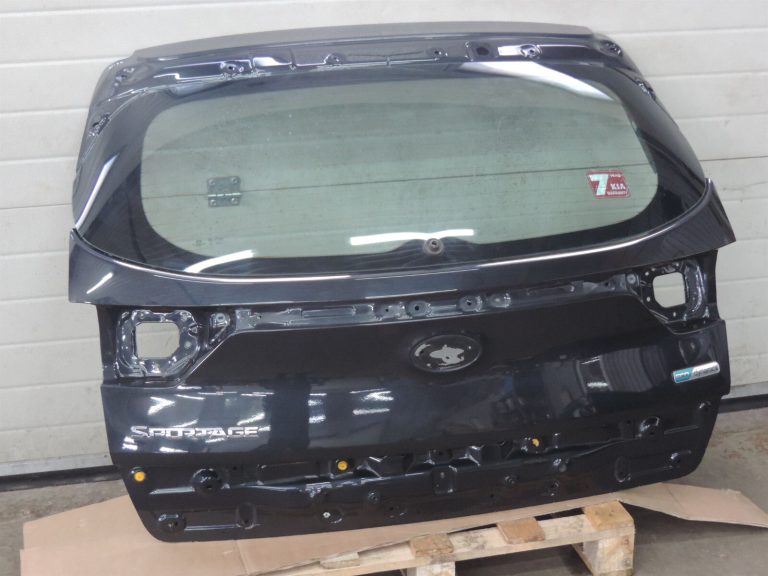 Kia Sportage IV QL 15-19 Aizmugurējās durvis Aizmugurējās durvis Krāsa – 1K