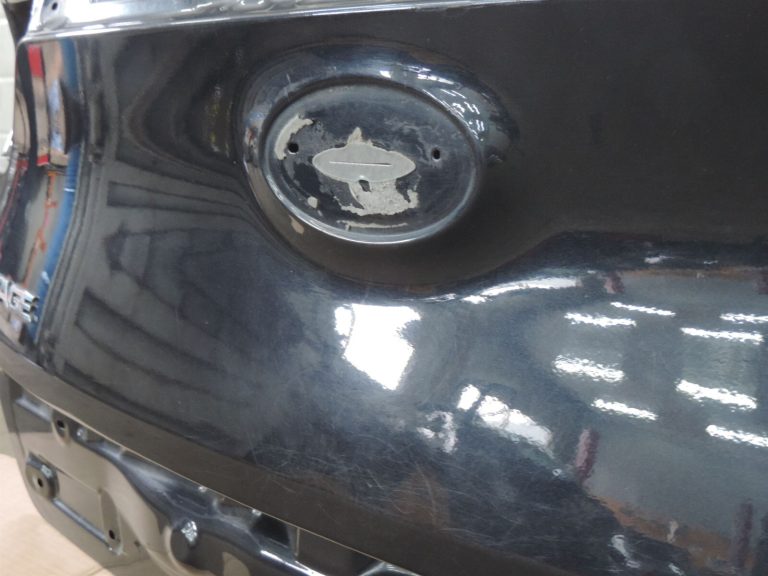 Kia Sportage IV QL 15-19 Aizmugurējās durvis Aizmugurējās durvis Krāsa – 1K