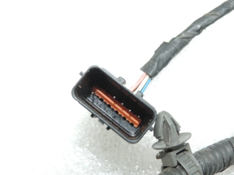 Oriģinālā Kia Sportage IV (QL) Aizmugurējā bampera elektroinstalācija 91880-F1120