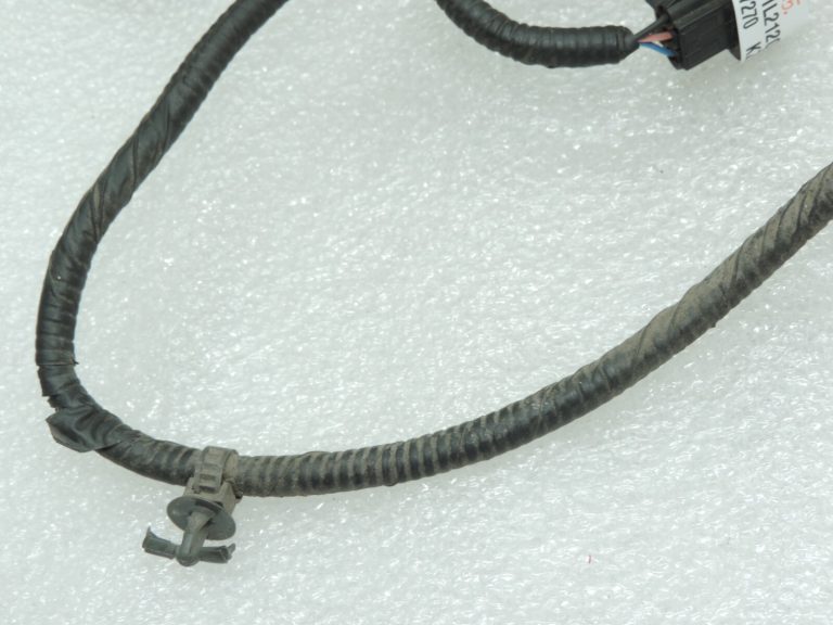 Oriģinālā Kia Sportage IV (QL) Aizmugurējā bampera elektroinstalācija 91880-F1120