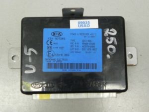 Central locking control unit for KIA SPORTAGE 2 954001F600