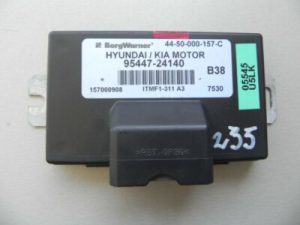 Kia sportage pilnpiedziņas pārnesumkārbas vadības bloks 95447-24140