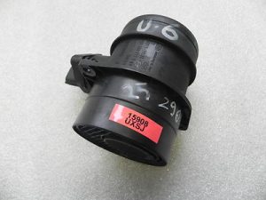 Hyundai Terracan 2.9 crdi KIA CARNIVAL II 2.9 Kia SORENTO I 2.5 Mass air flow sensor