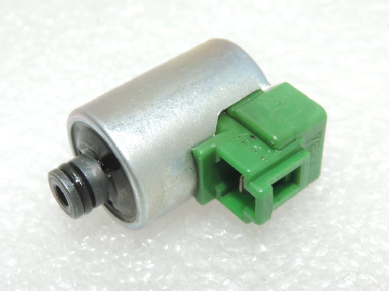 Oriģināls Volvo 4 pakāpju automātiskās transmisijas AW50-42LE elektromagnētiskais vārsts (zaļa kontaktdakša)