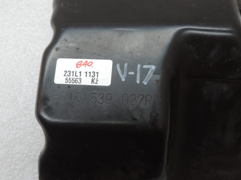 Oriģināla Volvo 4 pakāpju automātiskā transmisija AW50-42LE Transmisijas eļļas panna 6843115