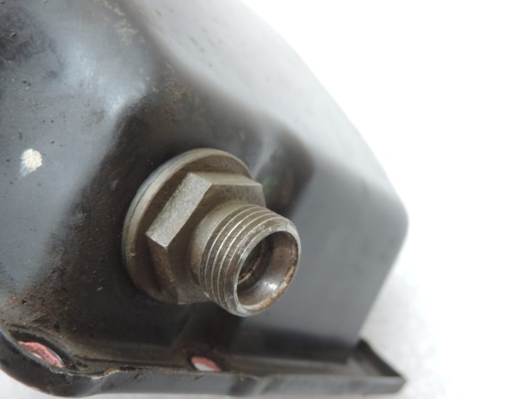 Oriģināla Volvo 4 pakāpju automātiskā transmisija AW50-42LE Transmisijas eļļas panna 6843115