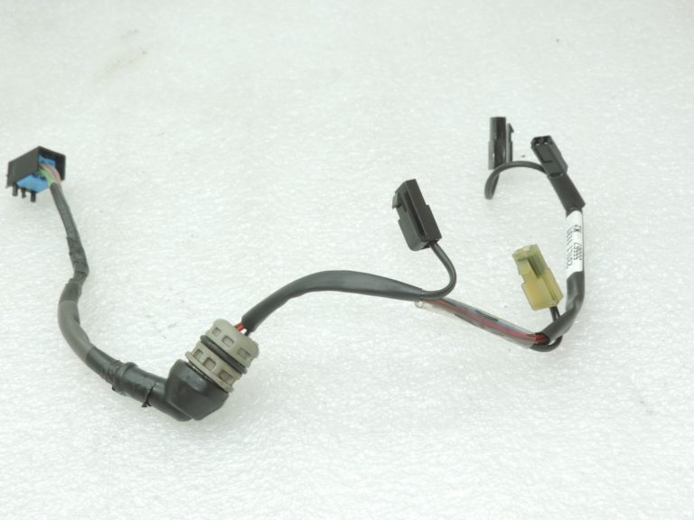 Oriģināla Volvo 4 pakāpju automātiskās transmisijas AW50-42LE vadu instalācija 8636318