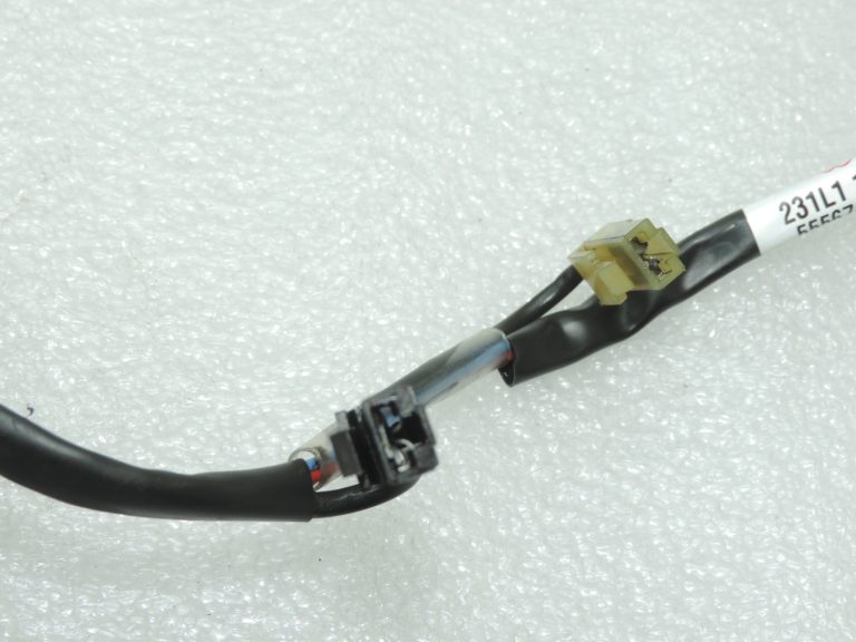 Oriģināla Volvo 4 pakāpju automātiskās transmisijas AW50-42LE vadu instalācija 8636318