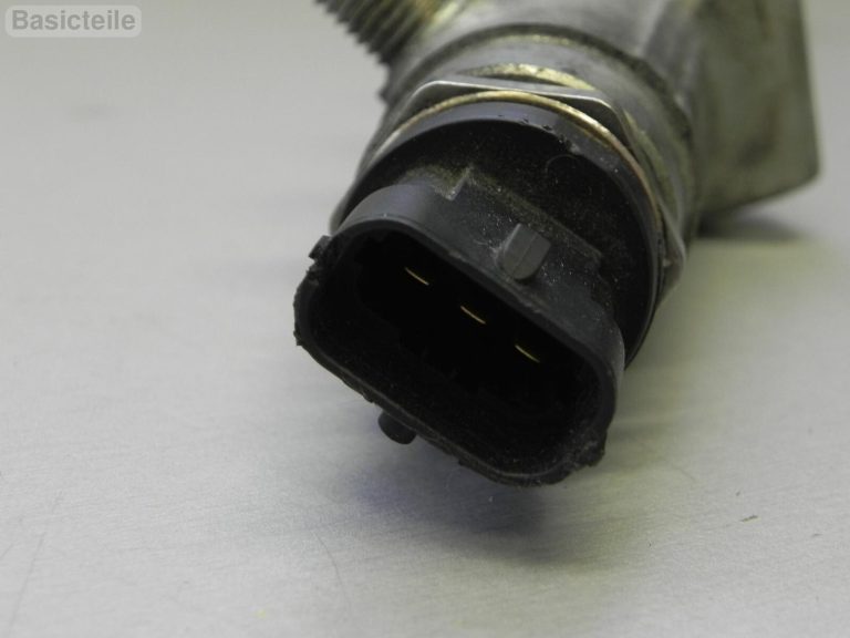 Iesmidzināšanas kolektors dīzeļdegvielai Volvo V70 S80 XC70 XC90 S60 XC60 2.4 D5 31259011