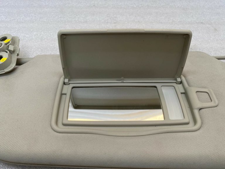 Volvo XC90 II Saules aizsarglīdzeklis kreisajā pusē 31497343 30747324