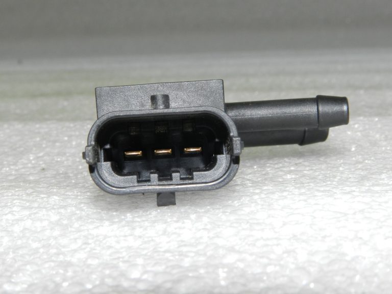 Volvo XC90 II dīzeļdzinējs Oriģinālais izplūdes spiediena diferenciālā spiediena DPF sensors 31370160 OEM