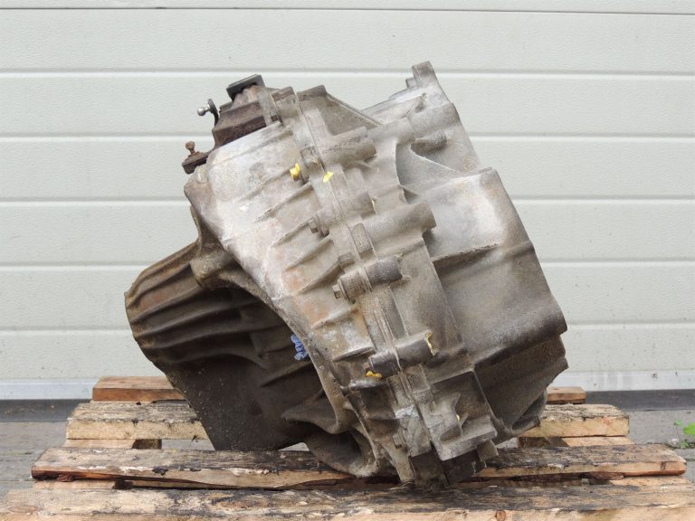 Volvo V60 I 2.0D D5204T2 120KW Pārnesumkārba Manuālā pārnesumkārba 6 pakāpju M66
