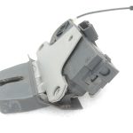 Oriģinālā Volvo S80 II aizmugurējo durvju slēdzene 31440242