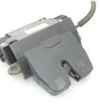 Oriģinālā Volvo S80 II aizmugurējo durvju slēdzene 31440242