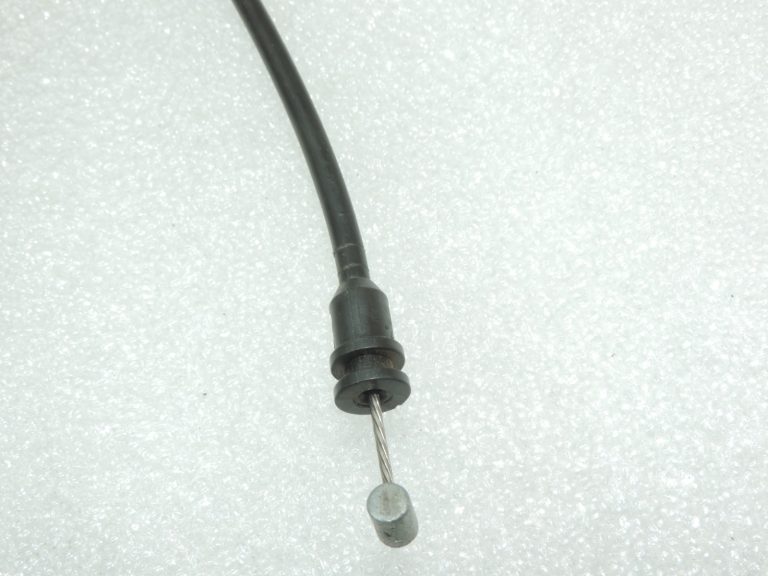 Oriģinālā Volvo S80 II aizmugurējo durvju slēdzene 31440242