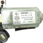 Aizmugurējā stikla tīrītāja motors Aizmugurējā stikla tīrītāja motors VW Golf 5 Plus Passat B6 1K6955711B