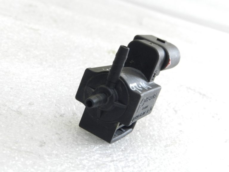 VW AUDI SKODA SEAT BKG BAG BLP BLN BLF Vakuuma vārsts Solenoīda vārsts 037906283C