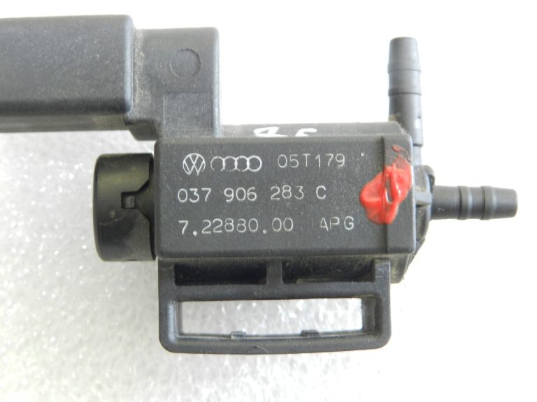 VW AUDI SKODA SEAT BKG BAG BLP BLN BLF Vakuuma vārsts Solenoīda vārsts 037906283C