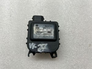 VW Apsildes atloka servomotors 8d2820511e