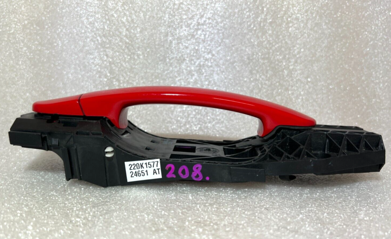 Volkswagen Polo aizmugurējais ārējais rokturis D8 / P3G flash sarkans 5n0837205