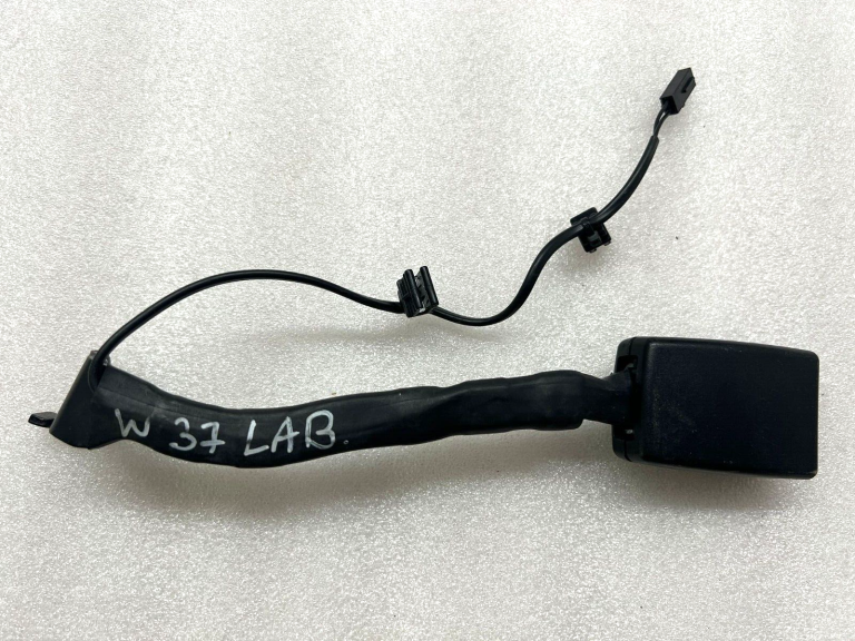 VW Priekšējā labās drošības jostas sprādze 5j0858472 1T2857756E 1T2857756EYLZ