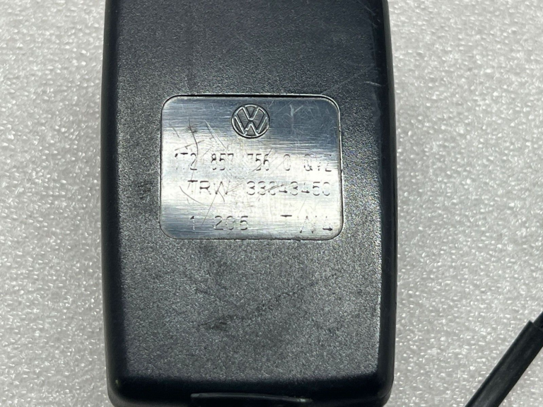 VW Priekšējā labās drošības jostas sprādze 5j0858472 1T2857756E 1T2857756EYLZ