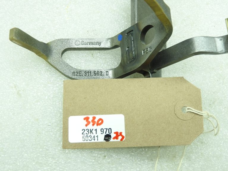 AUDI SEAT SKODA VW DSG DQ250 pārslēgšanas dakša ar slīdēšanas lodītēm Pārslēgšanas dakša 02E311562D