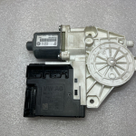 VW Logu regulatora motors priekšējais kreisais 5N0959702G 5N0959702JZ06
