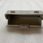 Volkswagen Tiguan Highline stiklu nodalījuma virsma 1k0868837g