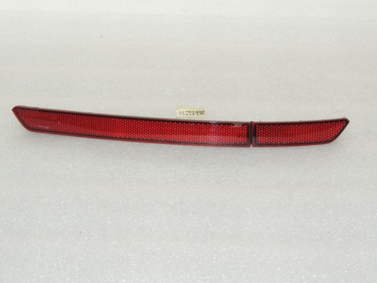 Volkswagen Tiguan II Aizmugurējā bampera kreisais atstarotājs 5NA945103 5NA945105A
