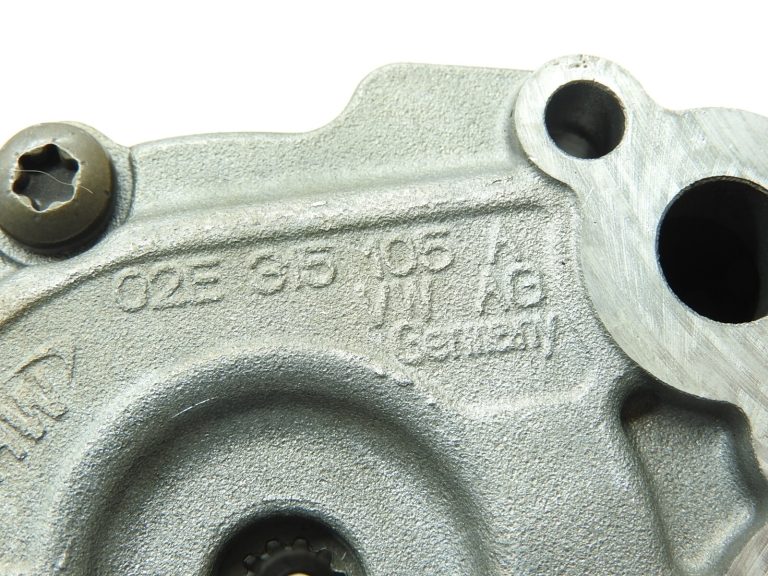 AUDI SEAT SKODA VW DSG DQ250 Transmisijas eļļas sūknis 02E315105A 02E315105B