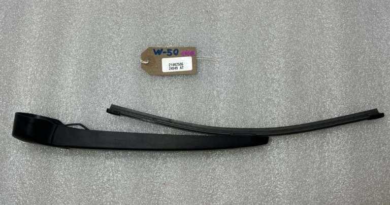 VW Passat B8 Aizmugurējā vējstikla tīrītāja sviras vāciņš melns 3g9955707