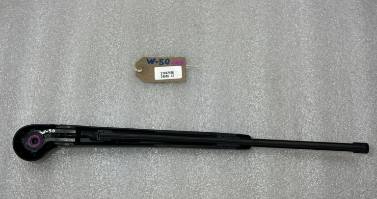 VW Passat B8 Aizmugurējā vējstikla tīrītāja sviras vāciņš melns 3g9955707