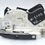 VW Sharan 7N Durvju slēdzene priekšējā kreisā Durvju slēdzene priekšējā kreisā 5K1837015D