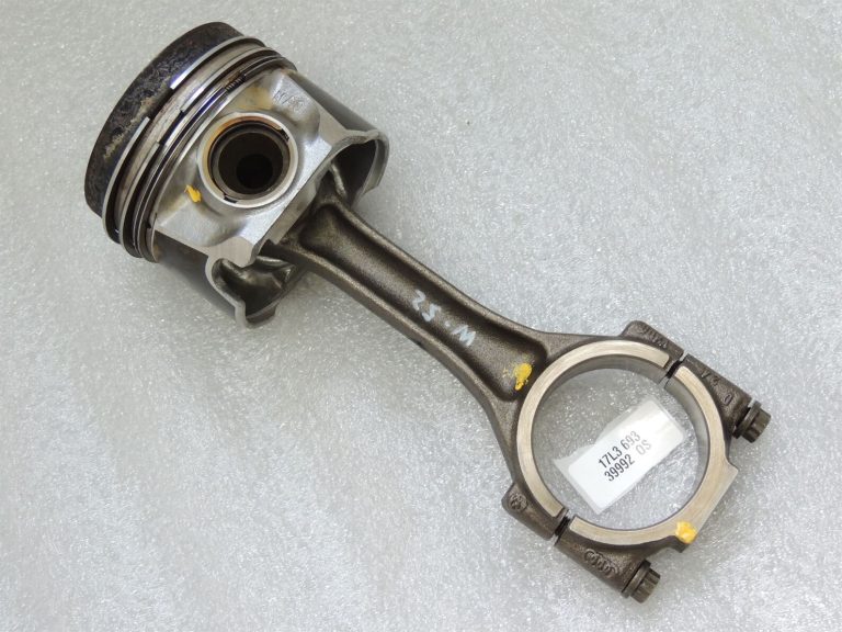 Volkswagen Audi SEAT 2.0TDi CFFE CFFA CFFB CFGB CFGC Savienotājstienis ar virzuli