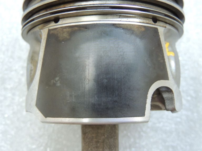 Volkswagen Audi SEAT 2.0TDi CFFE CFFA CFFB CFGB CFGC Savienotājstienis ar virzuli