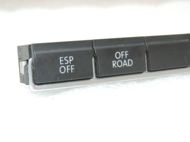 Oriģināls VW Tiguan 5N slēdzis ESP OFF ROAD riepu spiediena sistēma 5N1927132D
