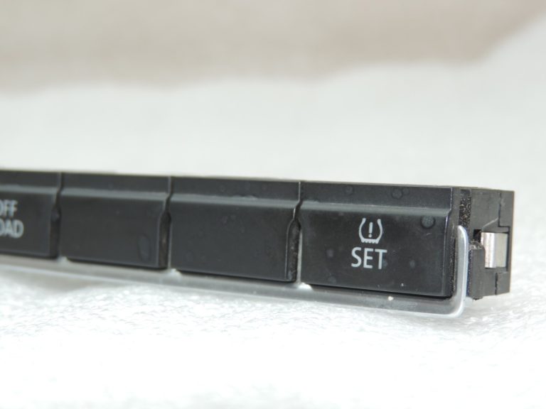 Oriģināls VW Tiguan 5N slēdzis ESP OFF ROAD riepu spiediena sistēma 5N1927132D
