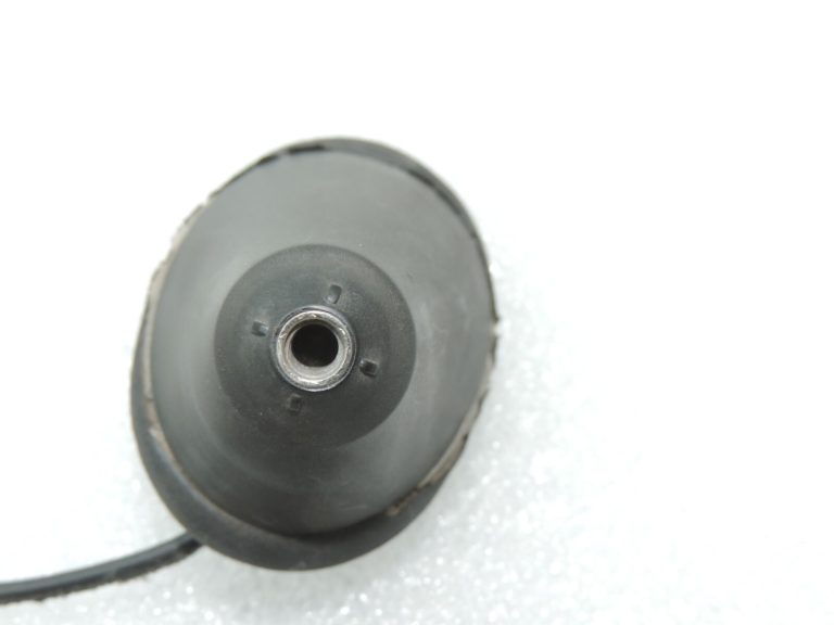 Oriģinālais VW Tiguan 5N Golf 5 jumta antenas antenas bāze 1K0035501