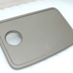 Oriģinālais VW Tiguan 5N atzveltnes atlokāms galds Latte Macchiato Brown 1T0881861E