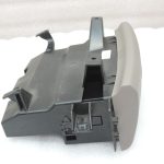 Oriģinālais VW Tiguan 5N Priekšējā labā sēdekļa nodalījums Latte Macchiato 5N0882600