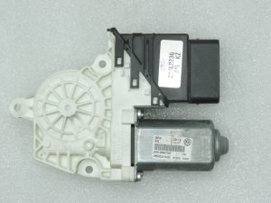 Oriģinālais VW Tiguan 5N Logu regulatora motors aizmugurējais labais 5N0959704D 5N0959704 5N0959704