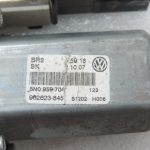 Oriģinālais VW Tiguan 5N Logu regulatora motors aizmugurējais labais 5N0959704D 5N0959704 5N0959704
